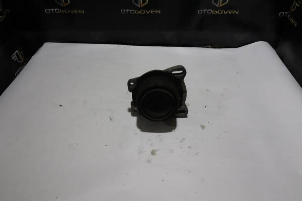 FORD TRANSİT 120 - 120 V ÇIKMA PARÇA TRANSİT V347 TRAVEZ KULAĞI